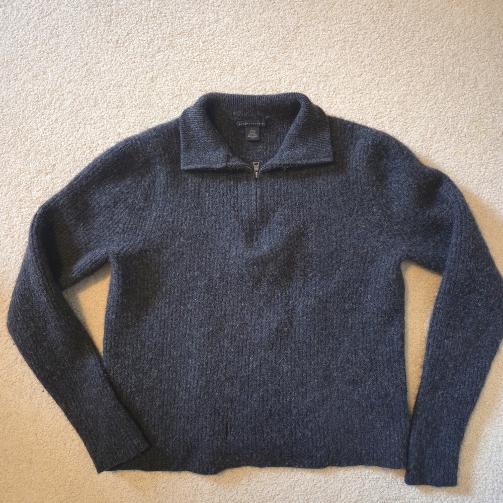 Banana Republic wool blend quarter zip Sweater
